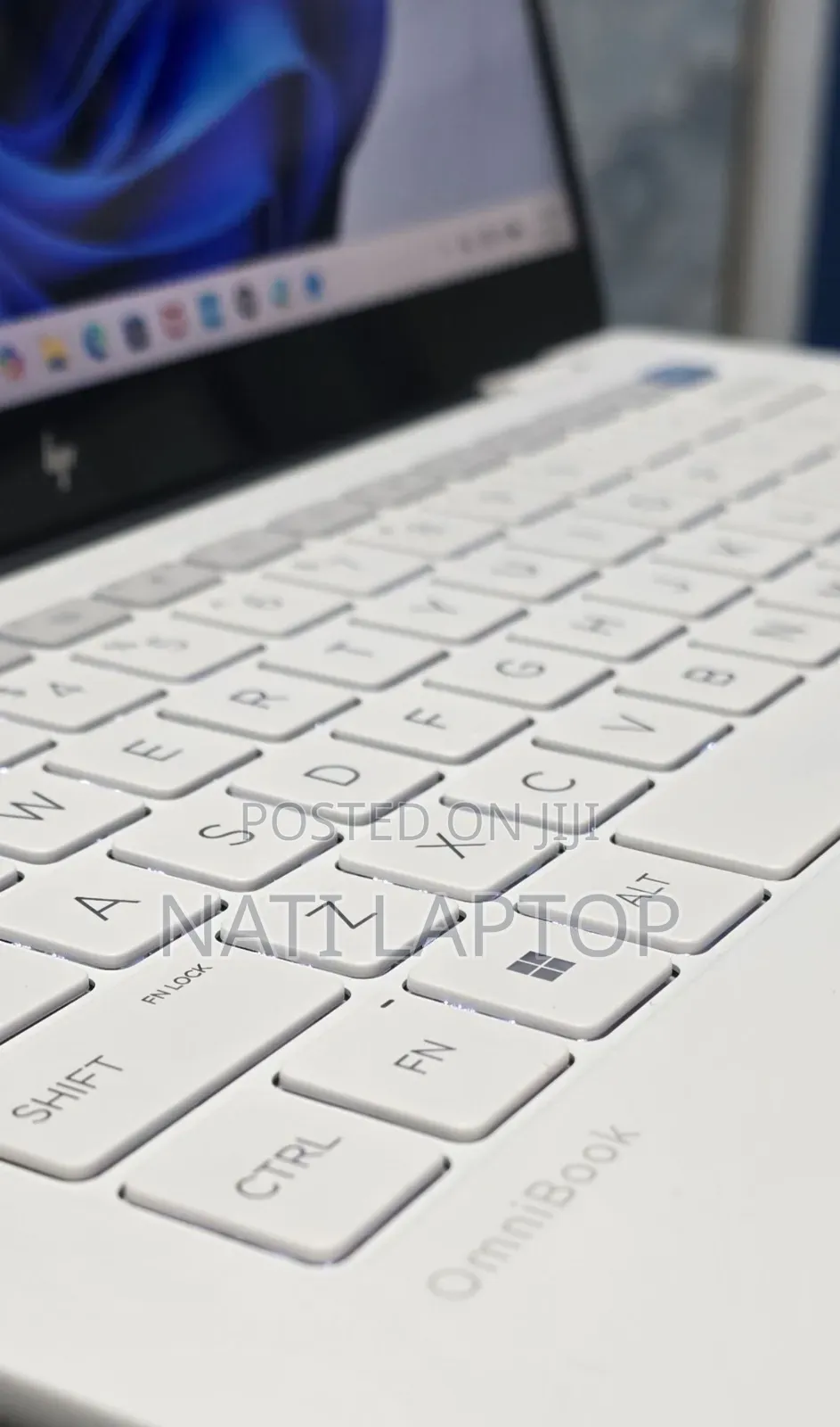 New Laptop HP OmniBook 5 14" 16GB Intel Core i7 SSD 1T