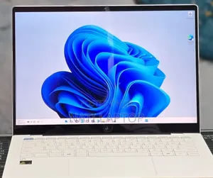 New Laptop HP OmniBook 5 14" 16GB Intel Core i7 SSD 1T