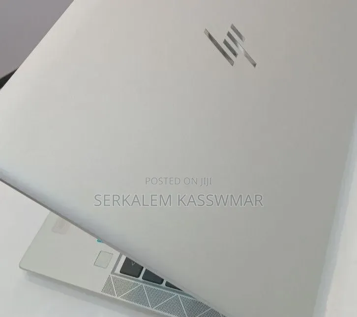 New Laptop HP EliteBook 840 G8 16GB Intel Core i5 SSD 512GB