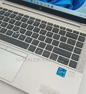 New Laptop HP EliteBook 840 G8 16GB Intel Core i5 SSD 512GB