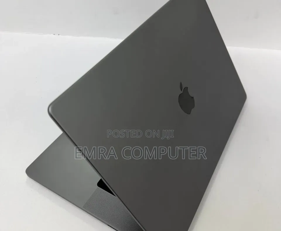 New Laptop Apple MacBook Pro 2020 M1 16GB Apple M1 Pro SSD 1T