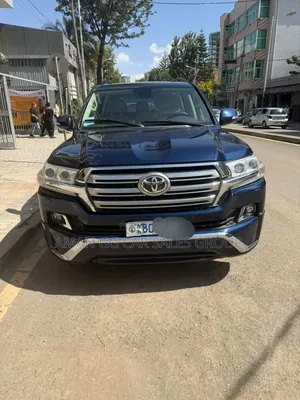 Toyota Land Cruiser 2019 Blue