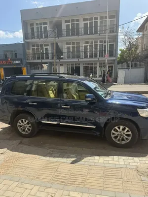 Toyota Land Cruiser 2019 Blue