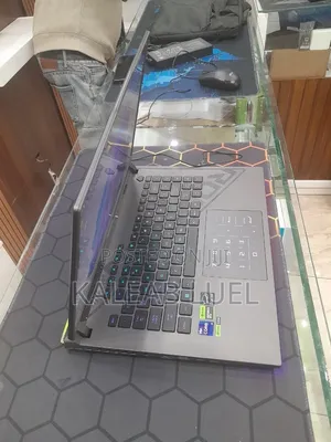New Laptop Asus ROG Strix G15 16GB Intel Core i9 SSD 512GB