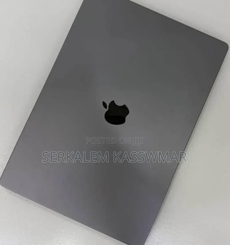 New Laptop Apple MacBook Pro 16GB Apple M1 Pro SSD 1T