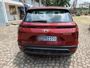 Hyundai Creta 2022 Red