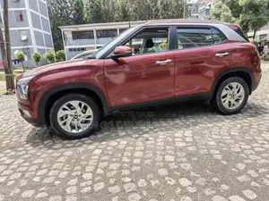 Hyundai Creta 2022 Red