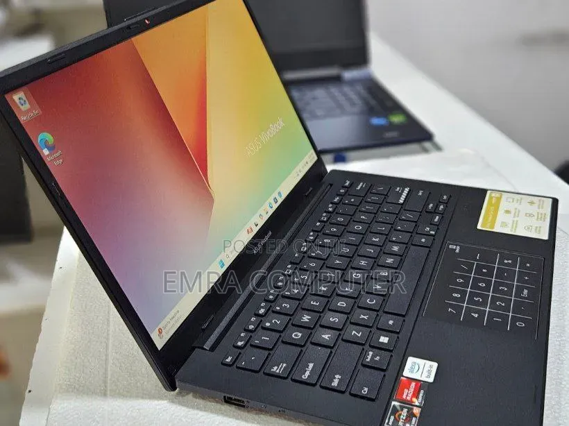 New Laptop Asus Vivobook 14 16GB AMD Ryzen 5 SSD 512GB