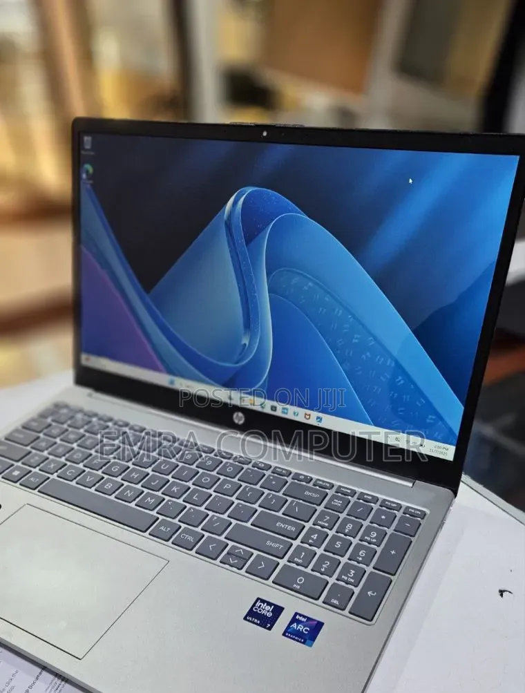 New Laptop HP 16GB Intel Core Ultra 7 SSD 512GB
