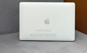 New Laptop Apple MacBook Air 2018 8GB Intel Core i5 SSD 128GB