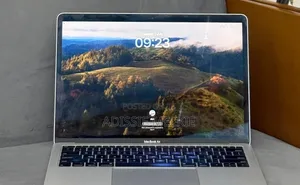 New Laptop Apple MacBook Air 2018 8GB Intel Core i5 SSD 128GB