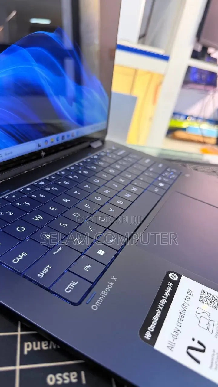 New Laptop HP OmniBook X Flip 14" 16GB Intel Core Ultra 5 SSD 1T