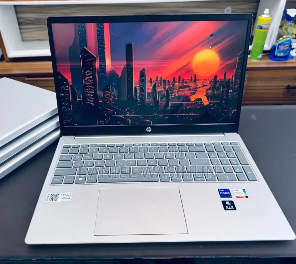 New Laptop HP Stream Notebook 16GB Intel Core i7 SSD 512GB