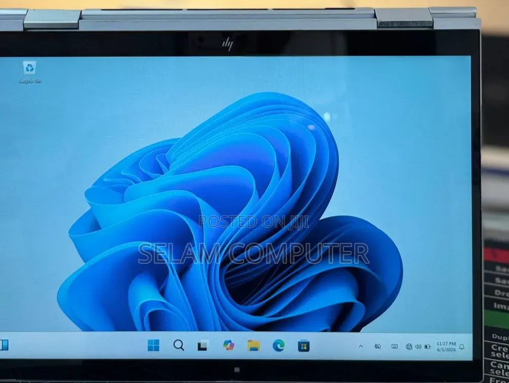 New Laptop HP EliteBook 830 G9 16GB Intel Core i7 SSD 512GB
