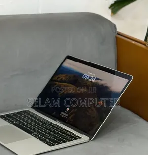 New Laptop Apple MacBook Air 2020 M1 8GB Intel Core i5 SSD 128GB