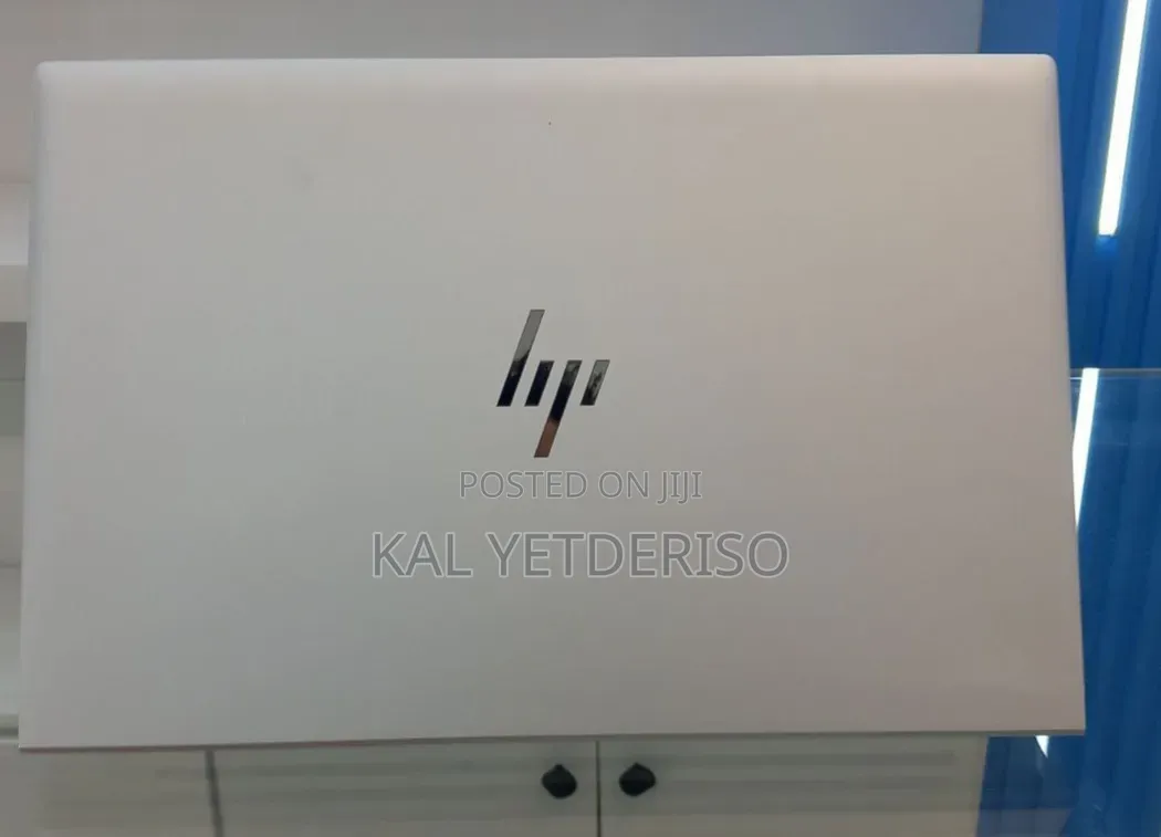 New Laptop HP EliteBook 840 G8 16GB Intel Core i7 SSD 512GB