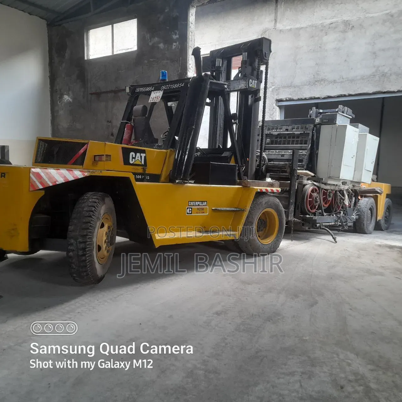 Forklift . Manitou. Crane Rental