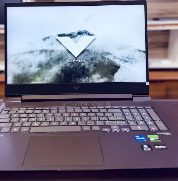 New Laptop HP Victus 16 16GB Intel Core i7 SSD 1T