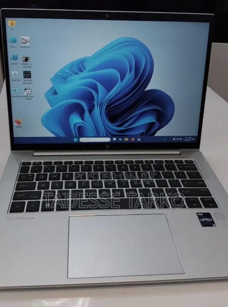 New Laptop HP EliteBook 840 G10 16GB Intel Core i7 SSD 512GB