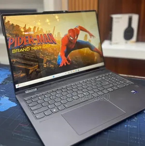 New Laptop Lenovo ThinkPad Yoga 16GB Intel Core Ultra 7 SSD 512GB
