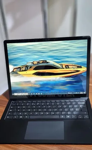 New Laptop Microsoft Surface 16GB Intel Core i7 SSD 256GB