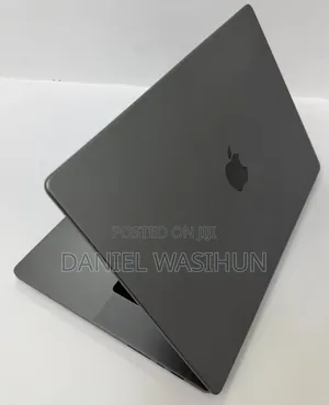 New Laptop Apple MacBook Pro 2021 M1 Max 16GB Apple M1 Max SSD 1T