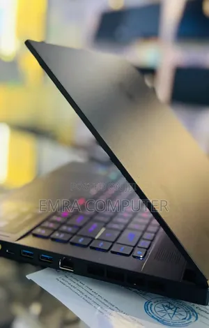 New Laptop MSI 16GB Intel Core i7 SSD 512GB