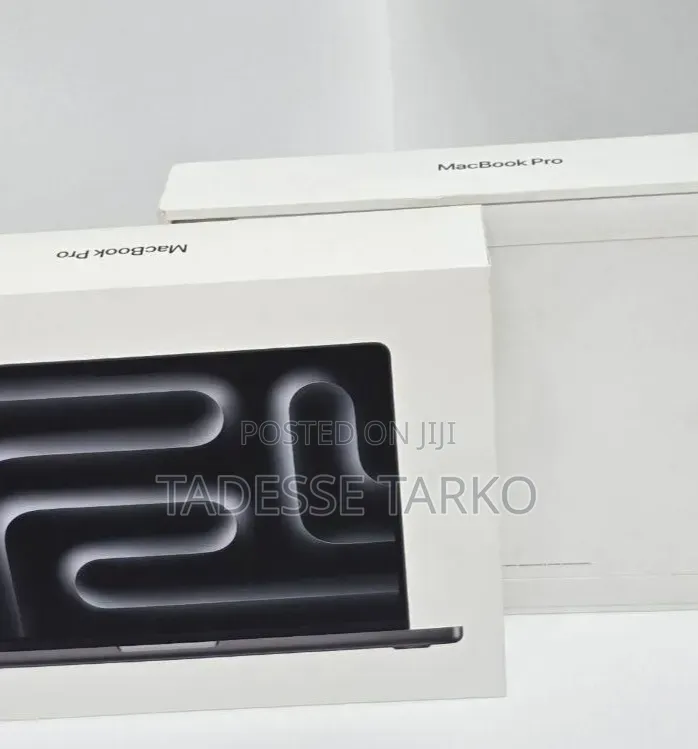 New Laptop Apple MacBook Pro 2024 M4 32GB Apple M4 Pro SSD 512GB