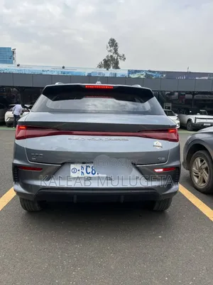 BYD E2 43 kWh 94 hp FWD 2025 Gray