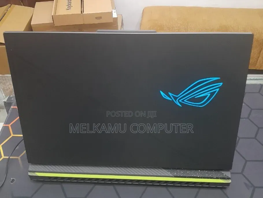 New Laptop Asus ROG Strix G16 16GB Intel Core i9 SSD 1T