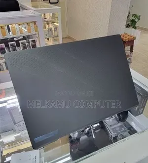 New Laptop Asus ROG Zephyrus G16 16GB Intel Core i7 SSD 512GB