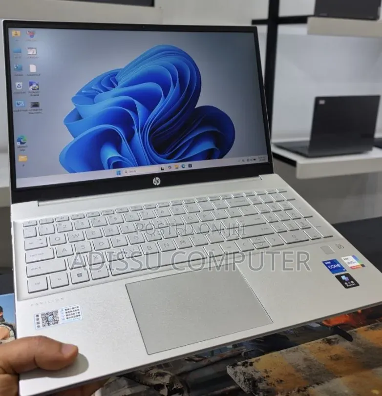 New Laptop HP Pavilion 15 16GB Intel Core i7 SSD 1T