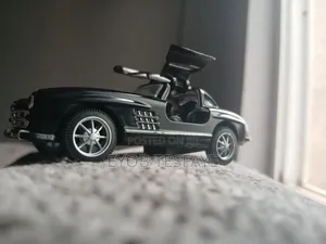 Mercedes Benz 300sl Toy Car