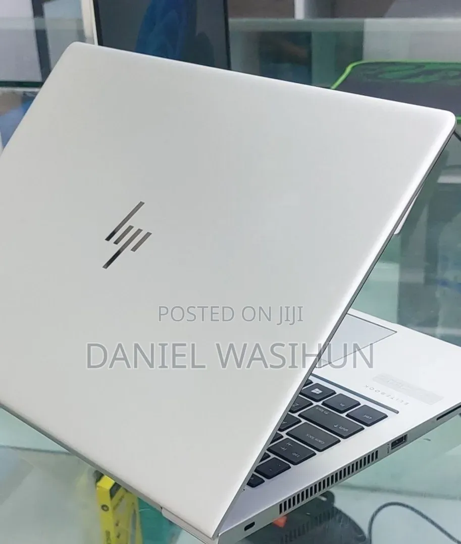 New Laptop HP EliteBook 840 G5 8GB Intel Core i5 SSD 512GB