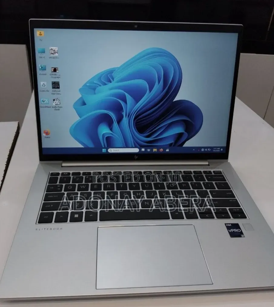 New Laptop HP EliteBook 840 G10 16GB Intel Core i7 SSD 512GB