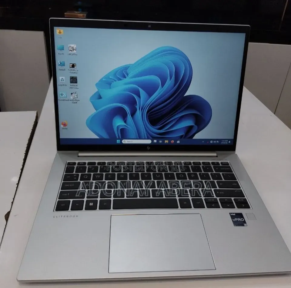 New Laptop HP EliteBook 840 G10 16GB Intel Core i7 SSD 512GB