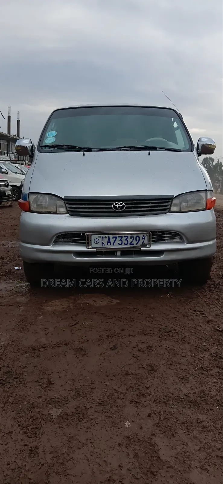 Toyota HiAce 2006 Silver