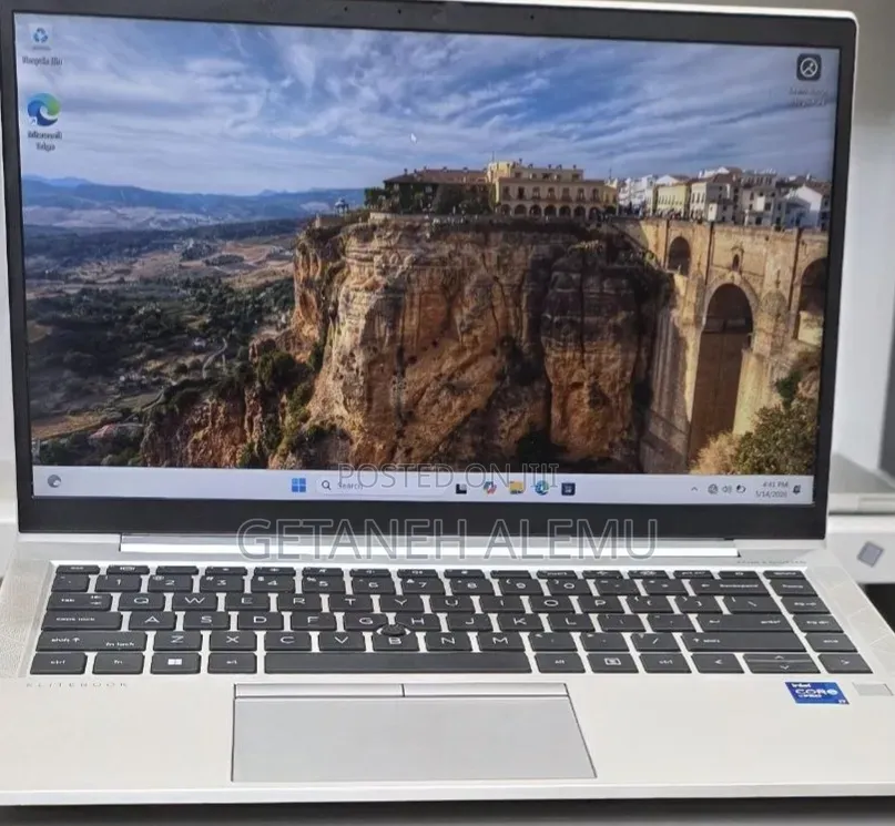New Laptop HP EliteBook 840 G8 16GB Intel Core i7 SSD 512GB