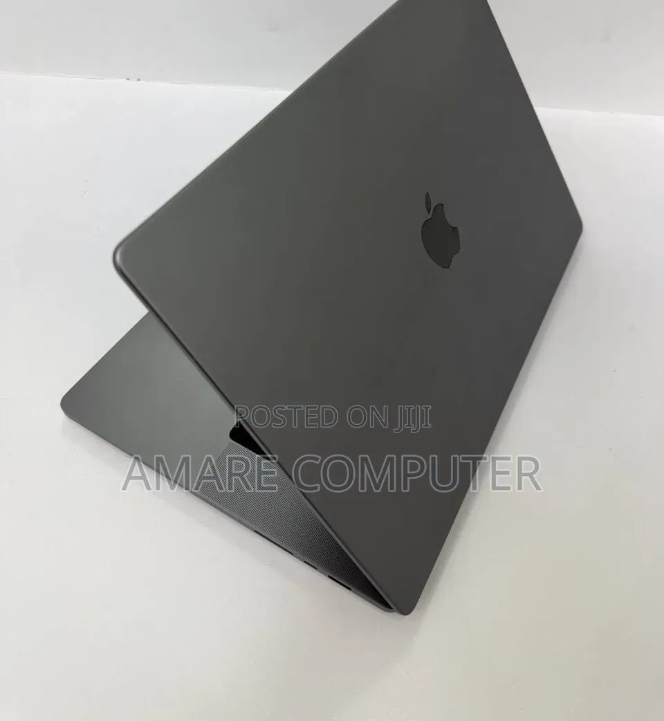 New Laptop Apple MacBook Pro 2021 M1 16GB Apple M1 Pro SSD 512GB