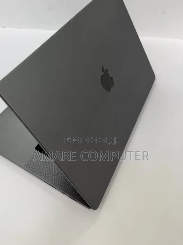 New Laptop Apple MacBook Pro 2021 M1 16GB Apple M1 Pro SSD 512GB