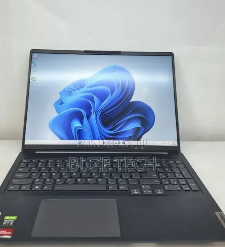 New Laptop Lenovo 16GB AMD Ryzen 7 SSD 512GB