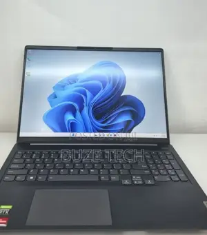 New Laptop Lenovo 16GB AMD Ryzen 7 SSD 512GB