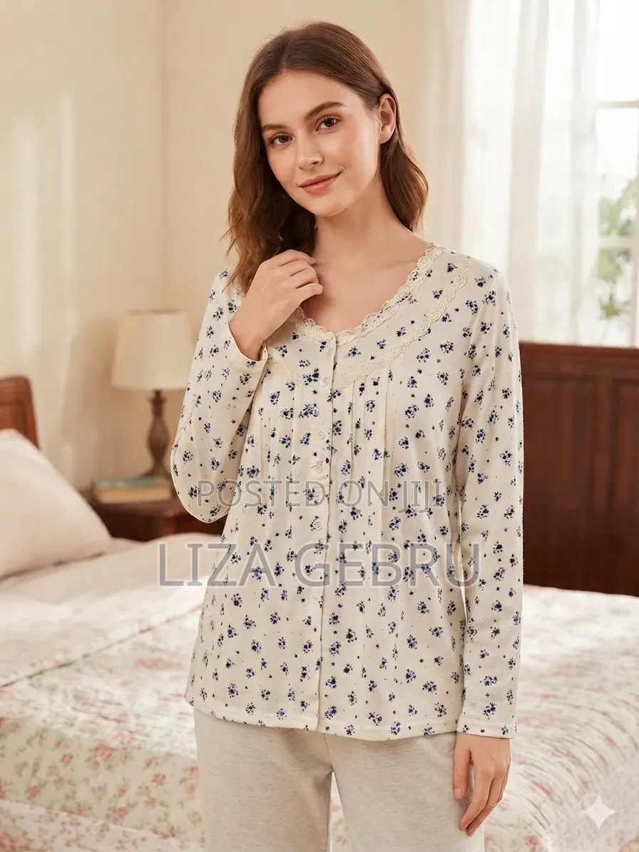 Brand New Women's Pyjamas Sweater Excellent Quality