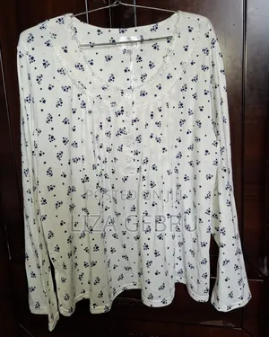 Brand New Women's Pyjamas Sweater Excellent Quality