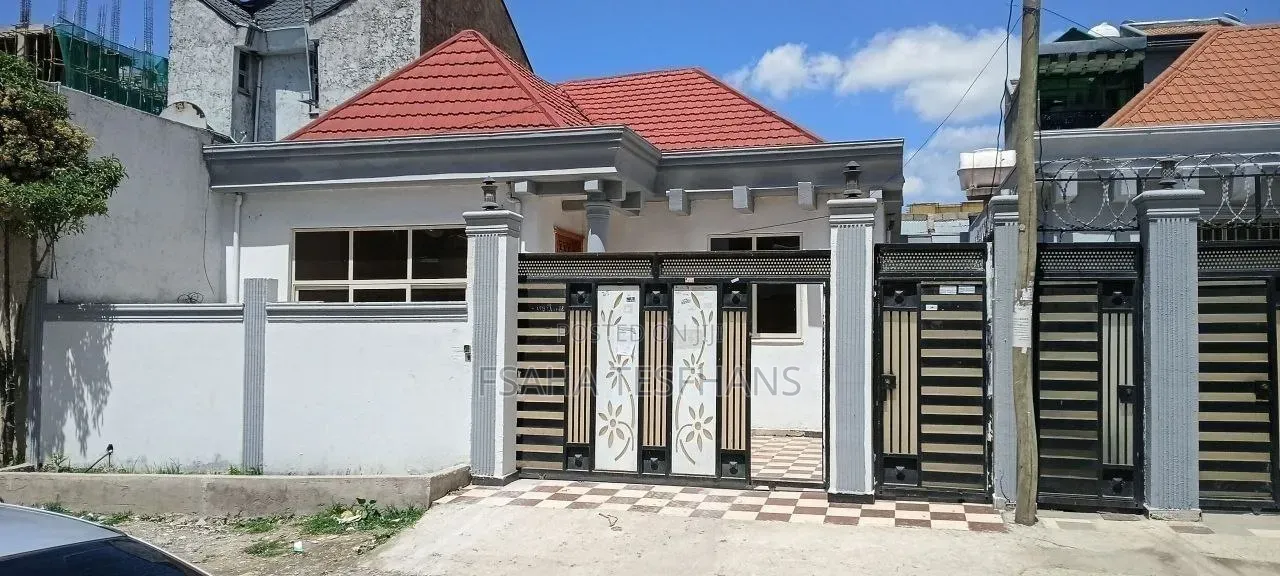 3bdrm House in Villa, Bole for rent