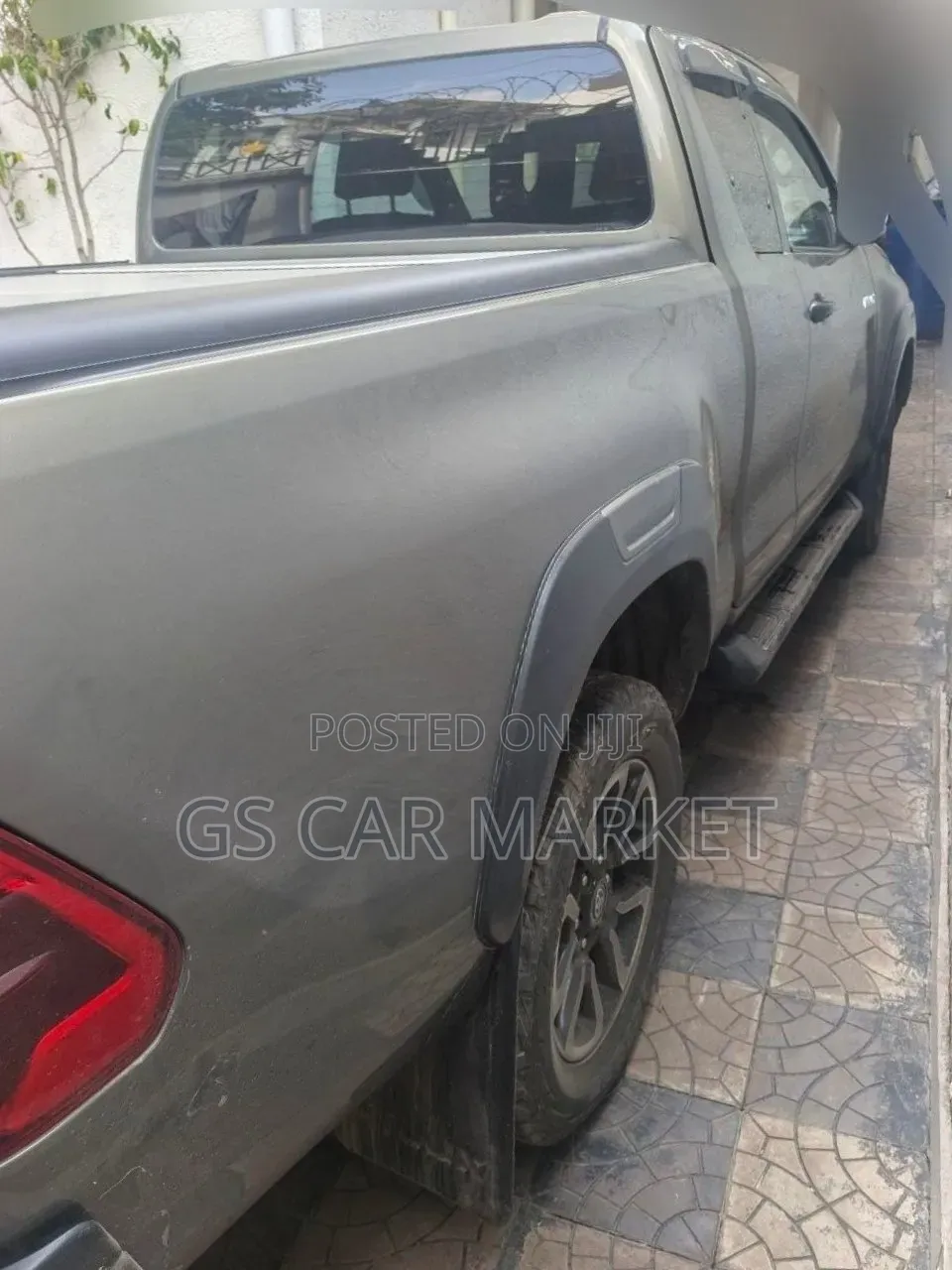 Toyota Hilux 2021 Brown