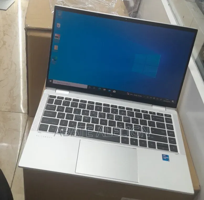 New Laptop HP EliteBook 1040 G8 16GB Intel Core i7 SSD 512GB