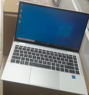 New Laptop HP EliteBook 1040 G8 16GB Intel Core i7 SSD 512GB
