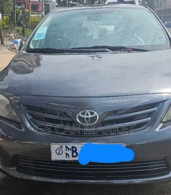 Toyota Corolla 2012 Gray