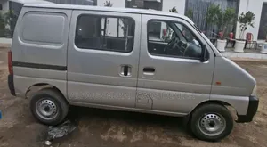 Suzuki Every 2025